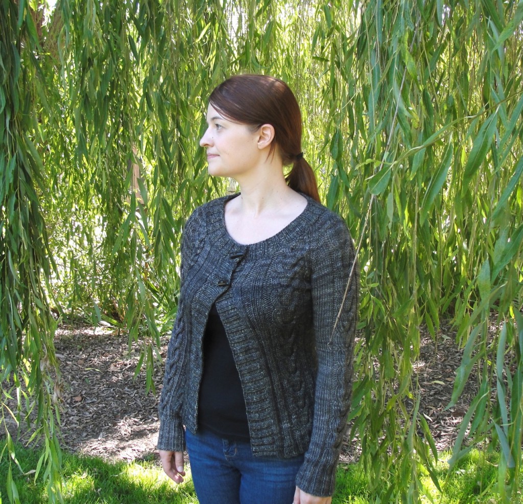 Chandail cardigan with greenery